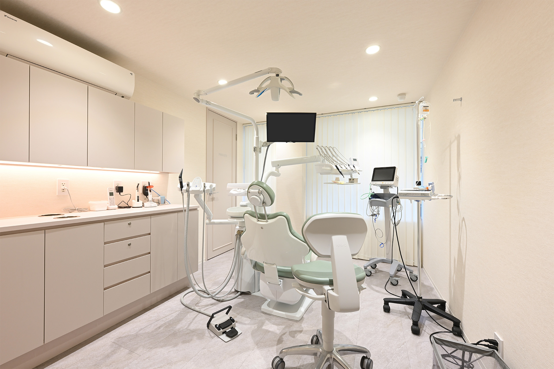 東京都目黒区自由が丘の歯科・歯医者 セルサスデンタルクリニック東京 自由が丘院の院内写真03